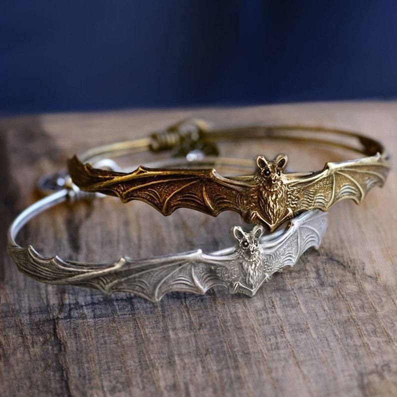 Pulse of the Bat – Brățară Gothic