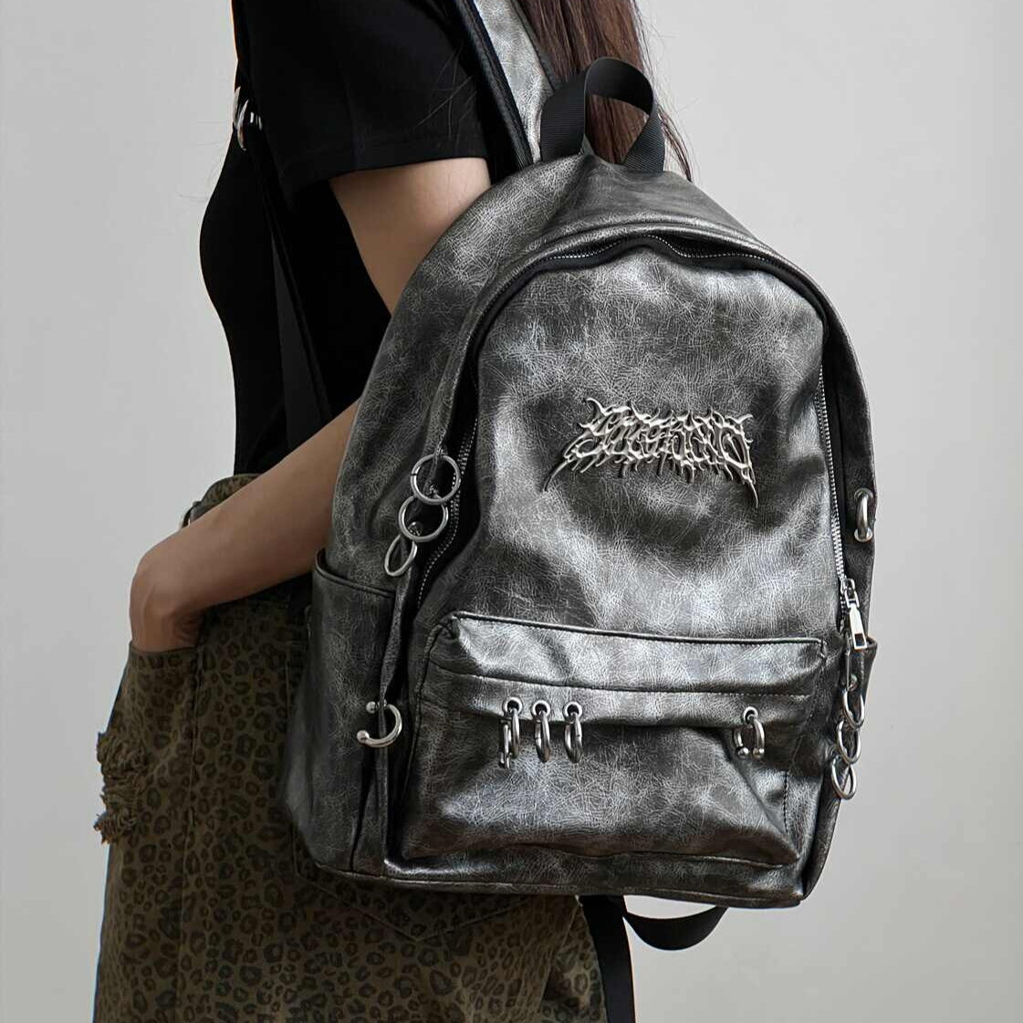 Rucsac Metal Punk – Nituri & Design Dark