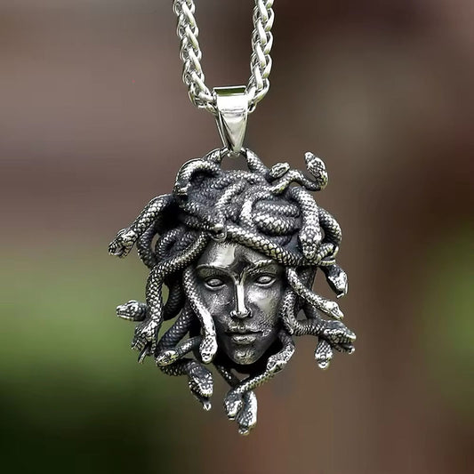 Medusa Nocturna – Colier Gothic