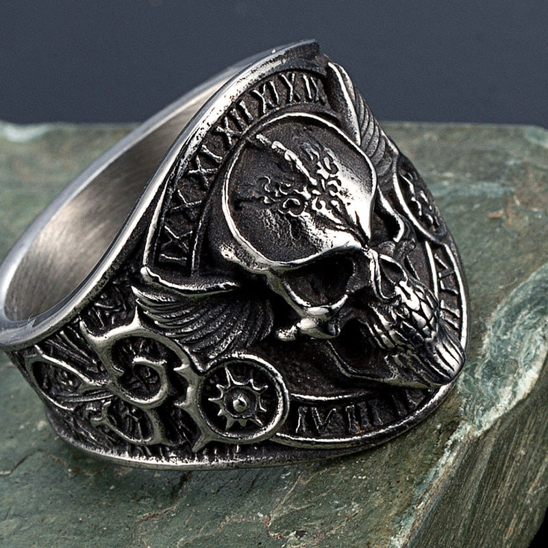 Inel „Locomotive Skull”