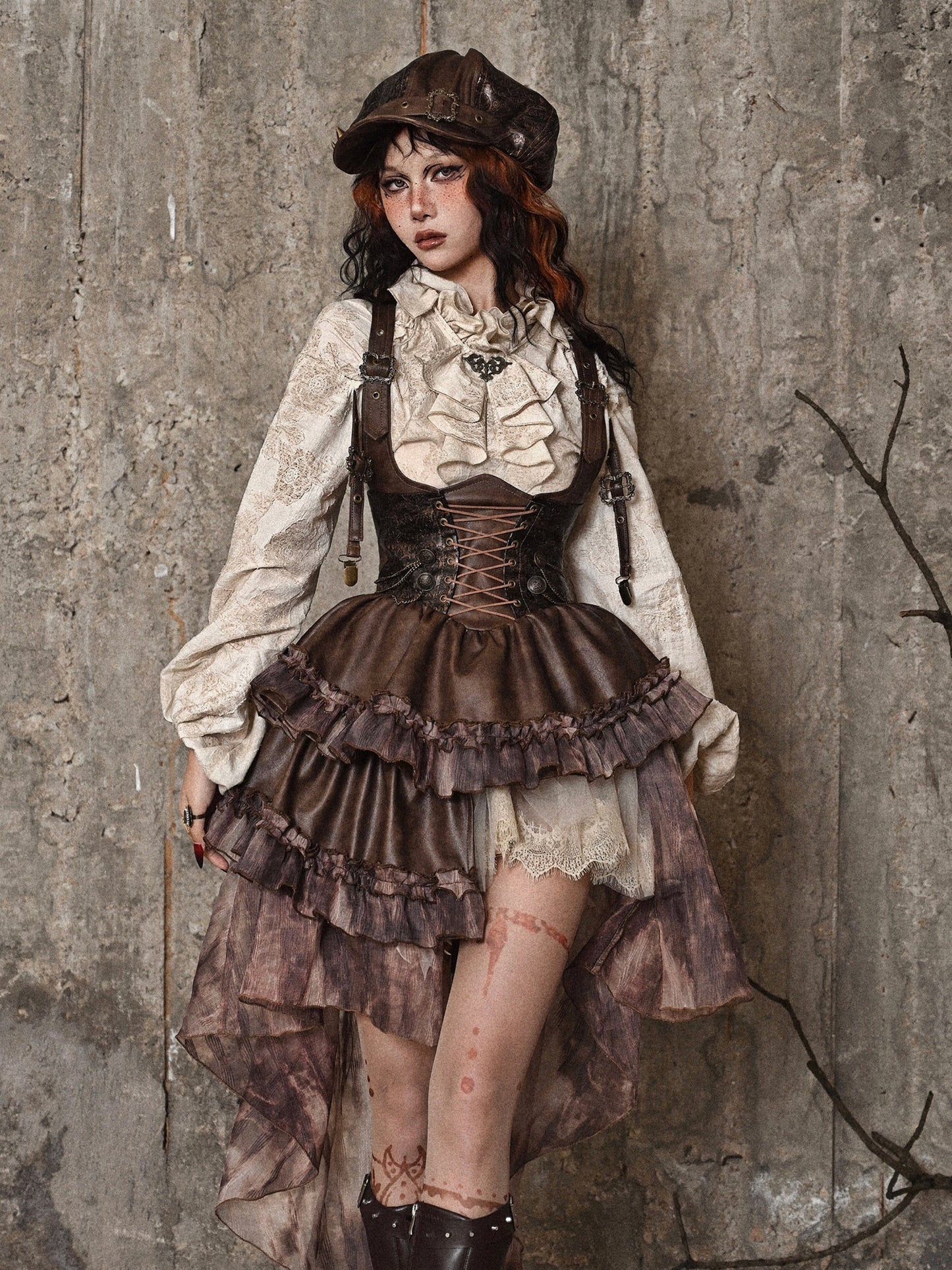 Val de Aburi – Rochie Steampunk Asimetrică