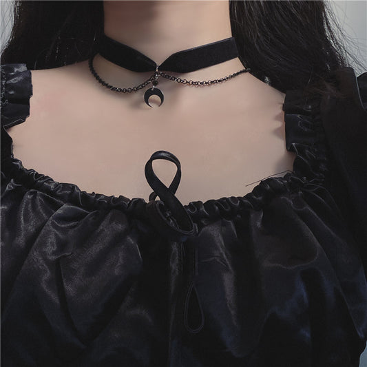Semiluna Întunecată – Choker Gothic Negru