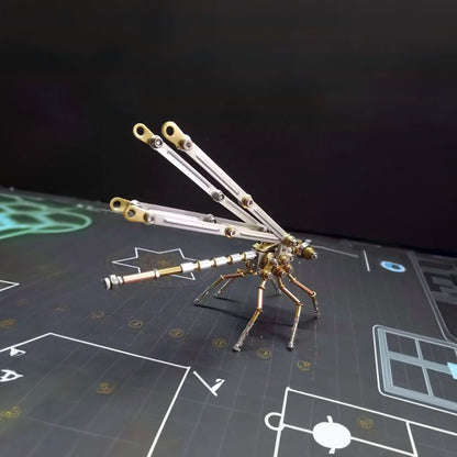 Gears & Wings – Insectă Steampunk DIY