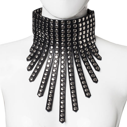 Guler Rock pentru Femei – Accesoriu Punk Nituri