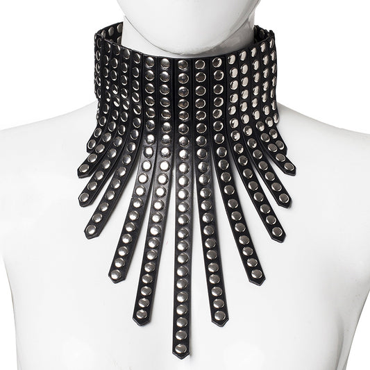Guler Rock pentru Femei – Accesoriu Punk Nituri
