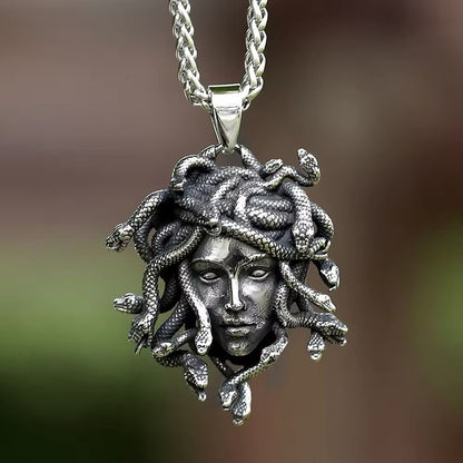 Medusa Nocturna – Colier Gothic