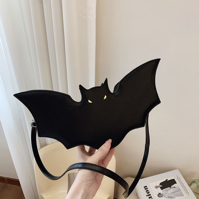 Geantă Bat Noir – Stil Gothic