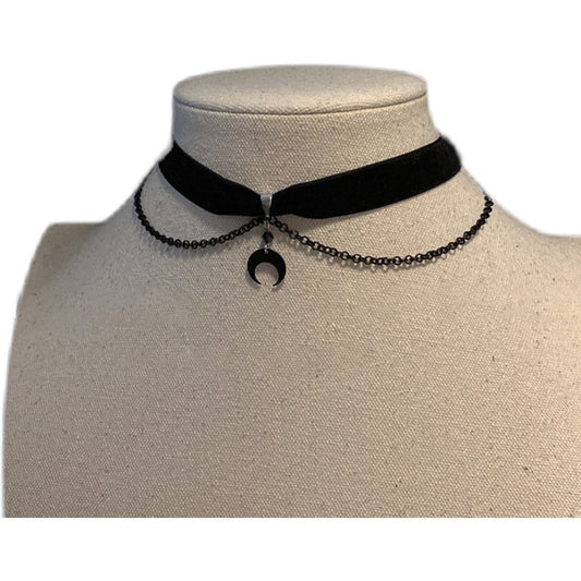 Semiluna Întunecată – Choker Gothic Negru