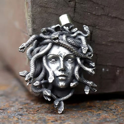 Medusa Nocturna – Colier Gothic