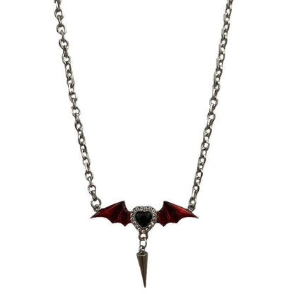 Red Wings Emblem – Colier Gothic