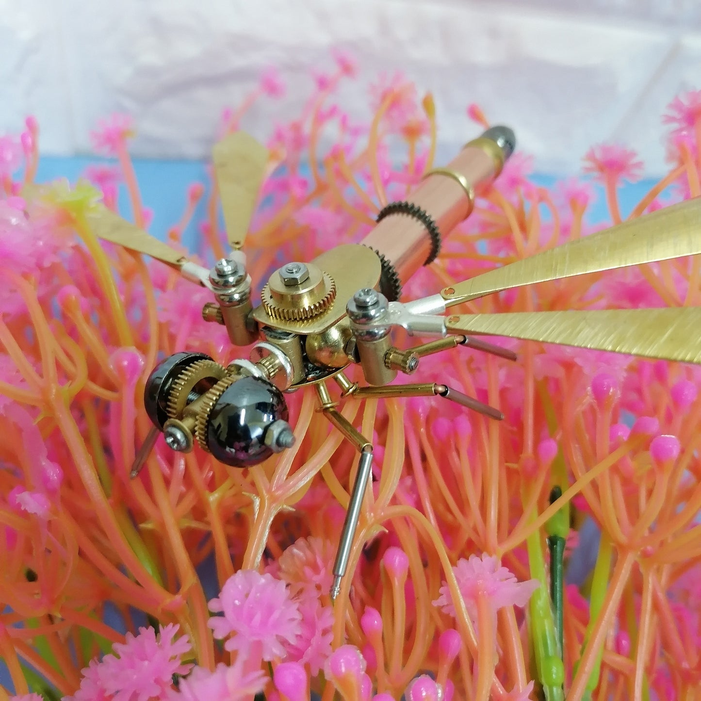 Gears & Wings – Insectă Steampunk DIY