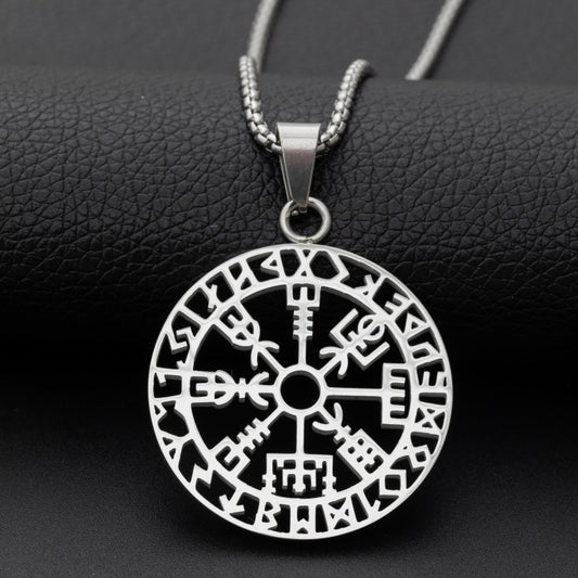 Cercul Destinului – Colier Rune Nordice